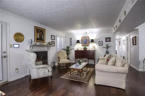 3901 Riverlook Pkwy SE #101, Marietta, GA 30067