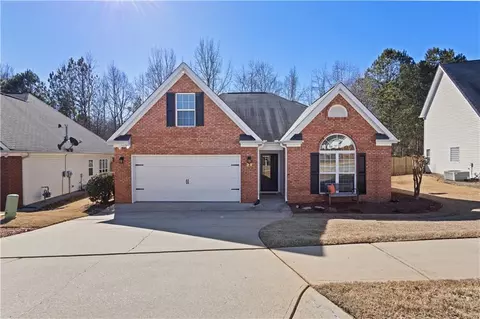 39 Claiborne Trl, Newnan, GA 30263