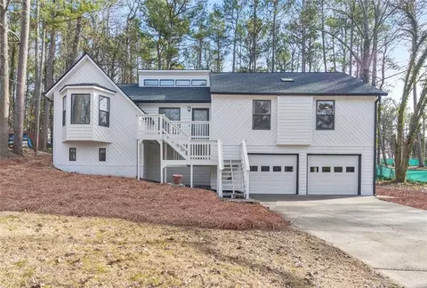 4034 Maxanne Dr NW, Kennesaw, GA 30144