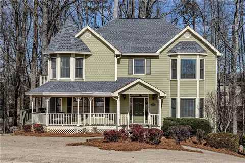 3445 Chartwell Rdg, Suwanee, GA 30024