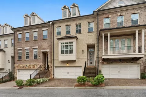 815 Canterbury Overlook, Atlanta, GA 30324