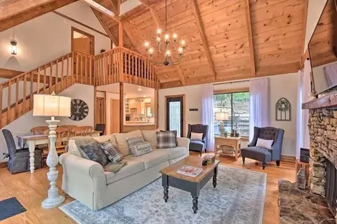 11 Mountain Mint Dr, Big Canoe, GA 30143