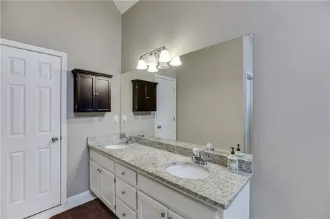 Bath - 134 Roberts Rd, Suwanee, GA 30024 photo 1 of 5