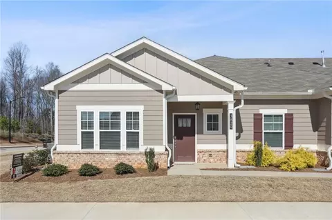 3820 Shelleydale Dr, Powder Springs, GA 30127