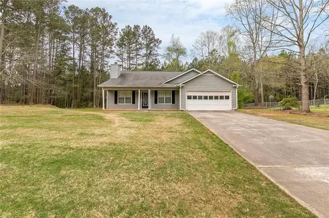 469 Cedar Trl, Winder, GA 30680