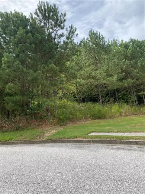 935 Eno Pointe Pointe, Lawrenceville, GA 30045