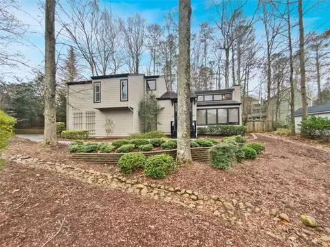 1531 Waterford Ct, Marietta, GA 30068