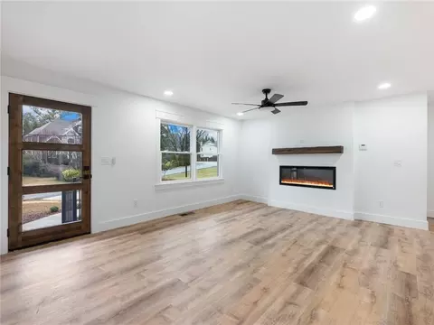 2215 Plantation Ln, Chamblee, GA 30341 photo 7