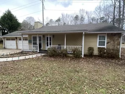 2760 Mountberry Dr, Snellville, GA 30039