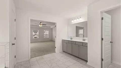 Bath - 13865 Homer Ln, Covington, GA 30014 photo 4 of 7
