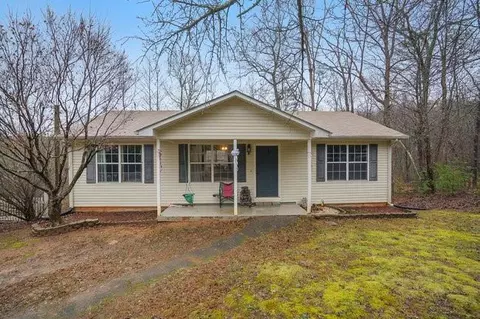 210 Golden Valley Dr, Demorest, GA 30535