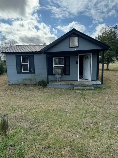 145 Beacon St, Camilla, GA 31730