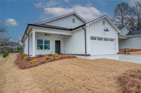 6144 E Baxter St E, Covington, GA 30014
