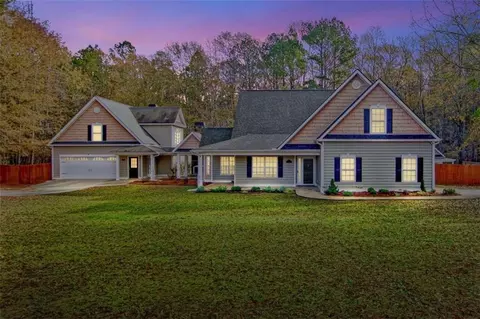 377 Yeager Rd, Newnan, GA 30265