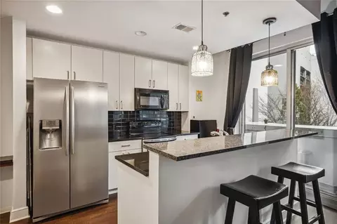 44 Peachtree Pl NW #429, Atlanta, GA 30309