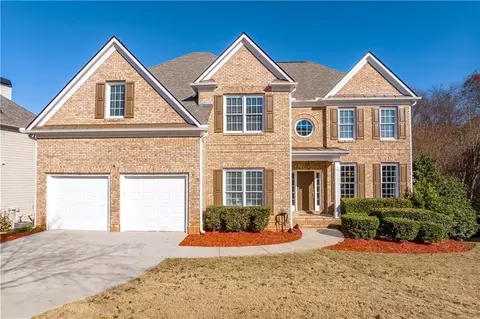 1607 Trilogy Park Dr, Hoschton, GA 30548