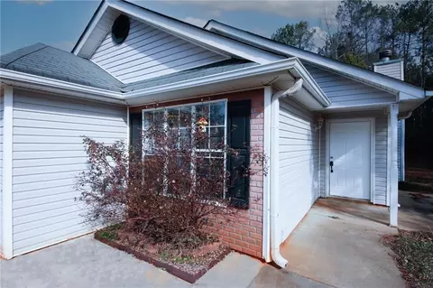 361 Colley St, Grantville, GA 30220