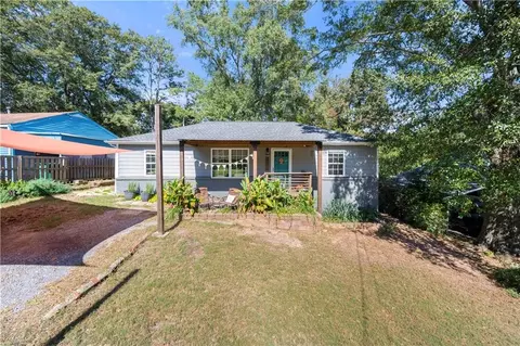 2173 Gordon Cir SE, Smyrna, GA 30080