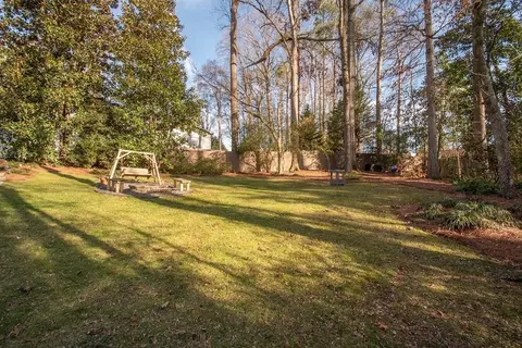 3325 N Embry Cir, Chamblee, GA 30341 photo 40