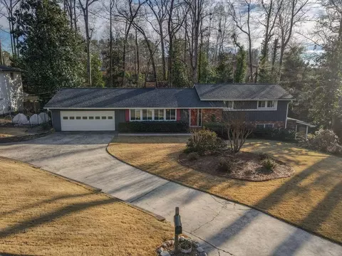 3325 N Embry Cir, Chamblee, GA 30341 photo 45