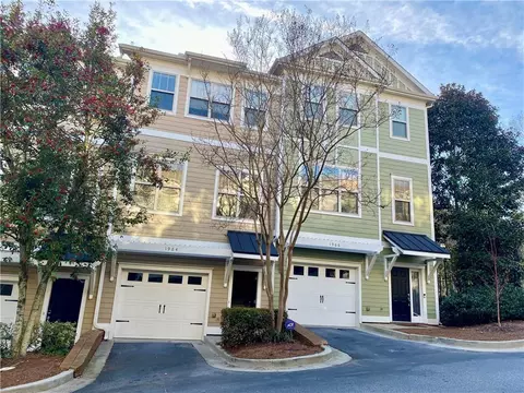 1964 Sterling Oaks Cir NE, Atlanta, GA 30319