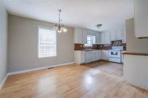 Kitchen - 697 Rocky Point Rd, Covington, GA 30014 photo 2 of 6