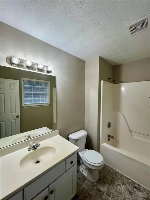 Bath - 697 Rocky Point Rd, Covington, GA 30014 photo 1 of 4
