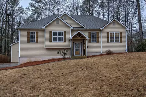 17 Mill Pointe Trl, Dallas, GA 30157