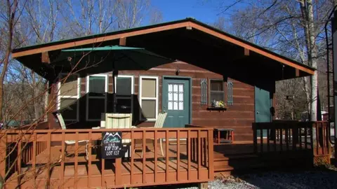 188 Tip Top Cir, Cleveland, GA 30528
