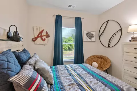Bedroom - 384 Treadstone Dr, Dalton, GA 30720 photo 4 of 9