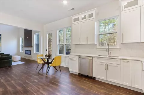 5845 Village Loop, Fairburn, GA 30213 photo 16