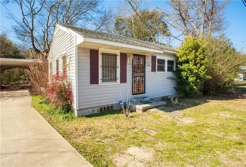5459 Bloomfield Rd, Macon, GA 31206