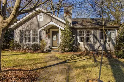 6 Vassar Dr, Rome, GA 30161