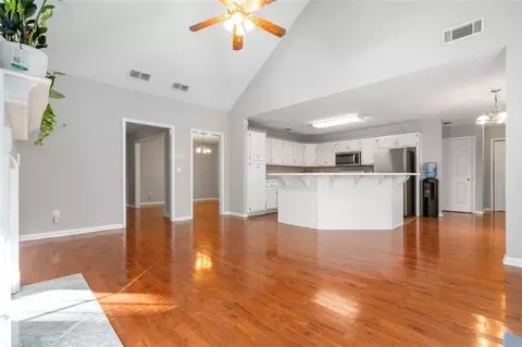 205 Cypress Dr, Covington, GA 30016 photo 6