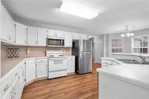 205 Cypress Dr, Covington, GA 30016 photo 8