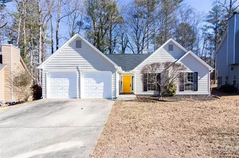 2991 Garland Dr, Marietta, GA 30008