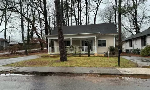 1669 Olympian Way SW, Atlanta, GA 30310