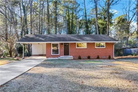 930 Greenbriar Pl, Decatur, GA 30033