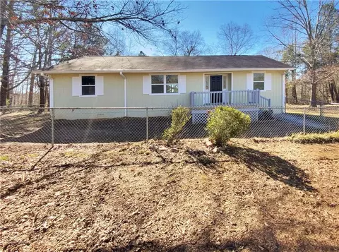 5232 N Forest Blvd, Gainesville, GA 30506