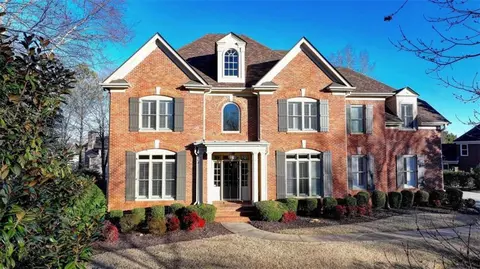 6815 Blackthorn Ln, Suwanee, GA 30024