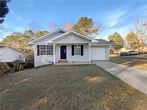 74 Spruce Dr, Mcdonough, GA 30253