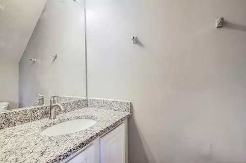 4069 Howell Park Rd, Duluth, GA 30096 photo 9