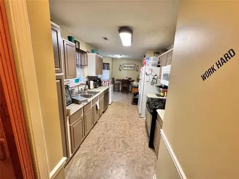 111 Greenleaf Dr, Hampton, GA 30228 photo 9