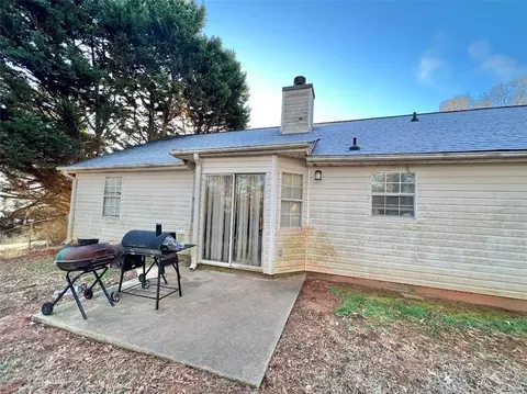 111 Greenleaf Dr, Hampton, GA 30228 photo 21