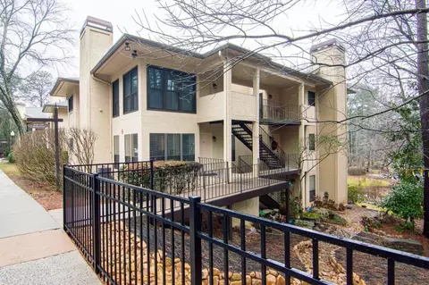1107 SE Killarney Rd, Marietta, GA 30008