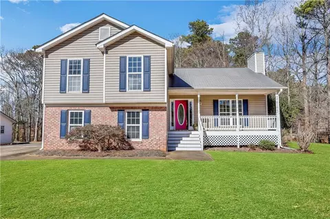 2320 Fortune Dr, Dacula, GA 30019