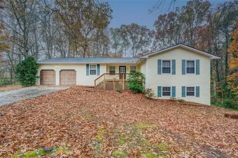 1665 NE Woodcrest Dr NE, Conyers, GA 30012