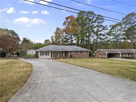 409 Shannon Way, Lawrenceville, GA 30044