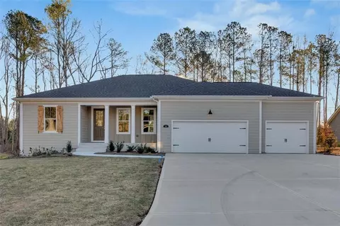 90 Stonegate Ct, Dallas, GA 30157