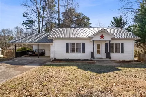 103 Marys Ln, Cleveland, GA 30528